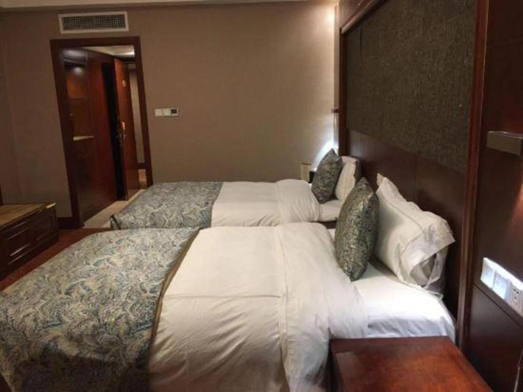 Yantai Golden Gulf Hotel Exterior foto