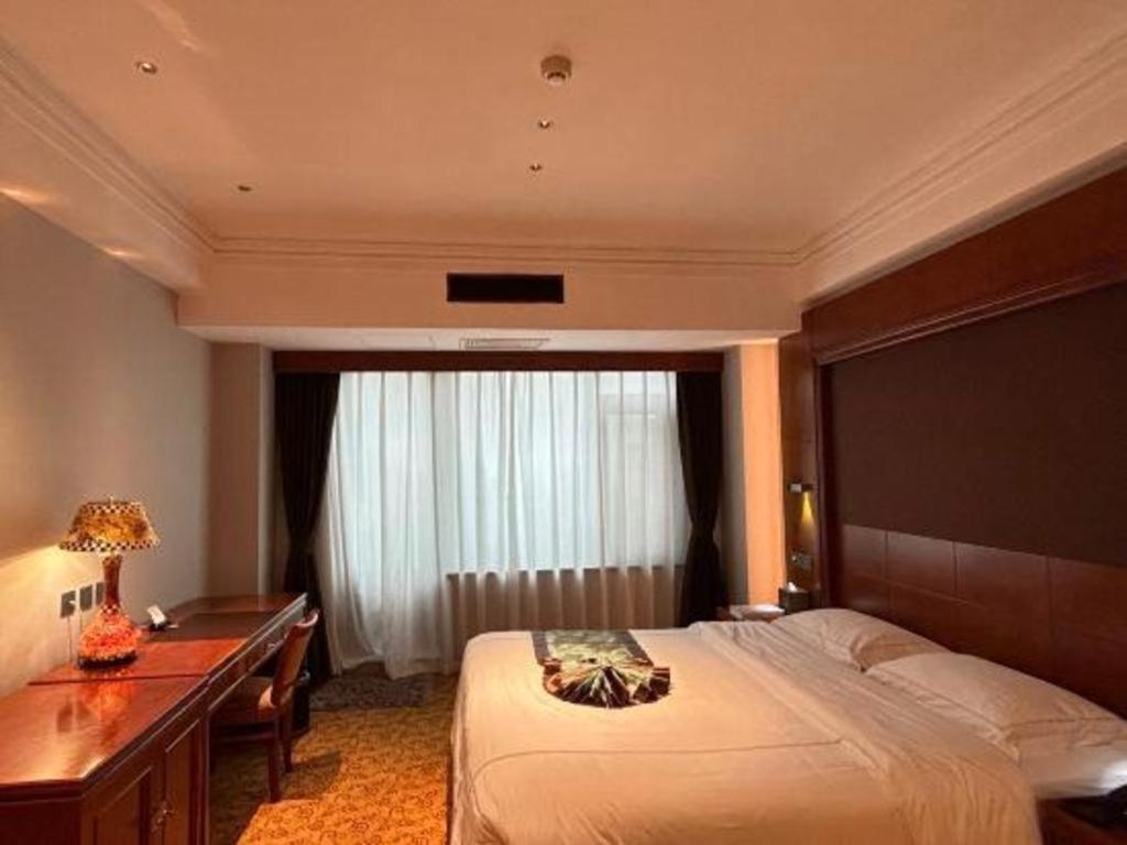 Yantai Golden Gulf Hotel Exterior foto